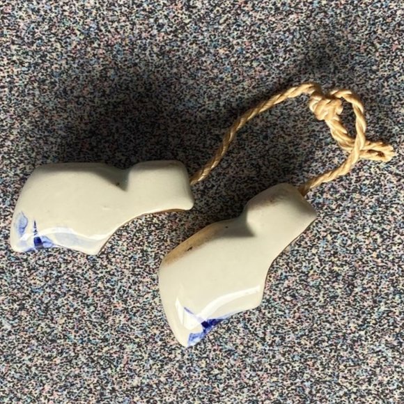 Vintage Miniature 1.25" Ceramic Dutch Clogs Blue Windmill with Gold Trim - Picture 3 of 5